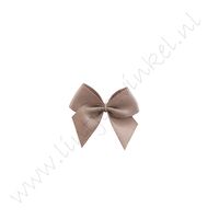 Satin Schleife 24x24mm - Taupe (838)